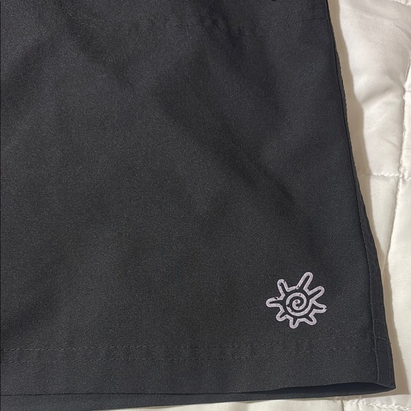 UV Skinz Swim Trunks Board Shorts Black UPF 50+ Pockets - Picture 2 of 8